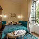 Bed and Breakfast Manoir De Laroque Delprat