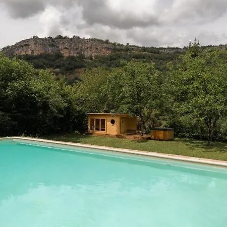 Manoir De Laroque Delprat 4*