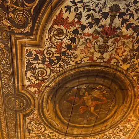 Manoir De Laroque Delprat 4* 오토얼