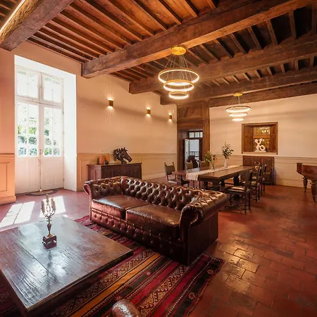 Oda ve Kahvaltı Manoir De Laroque Delprat