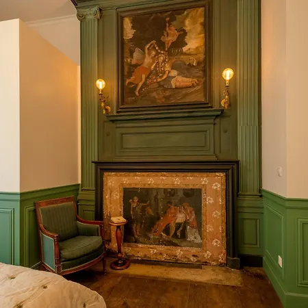 Manoir De Laroque Delprat 4*