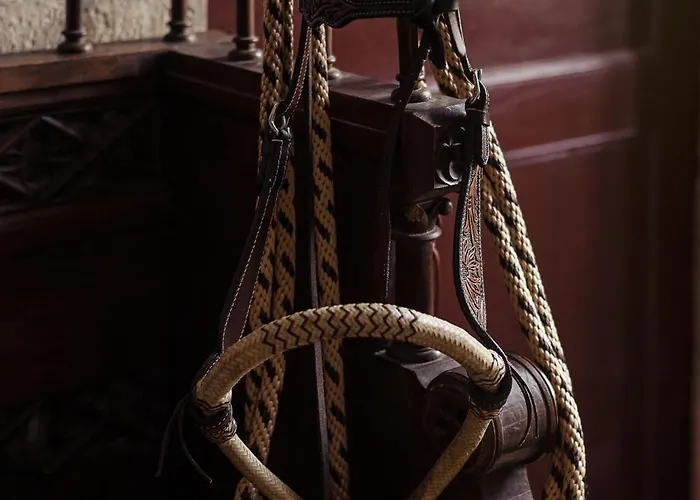 Manoir De Laroque Delprat Bed & Breakfast Autoire