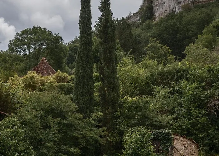 Manoir De Laroque Delprat 4*