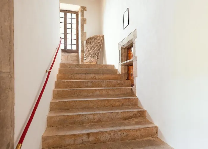 Manoir De Laroque Delprat