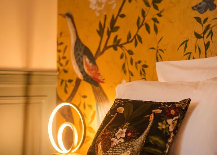 Manoir De Laroque Delprat Bed & Breakfast