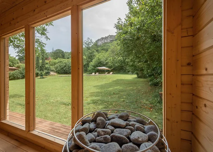 Bed & Breakfast Manoir De Laroque Delprat