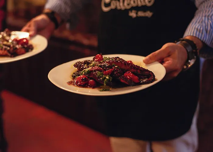 Manoir De Laroque Delprat Bed & Breakfast 4*